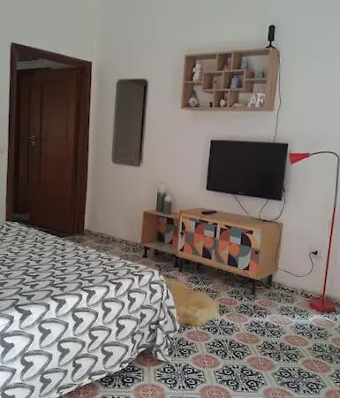 Donnaromita House Hystoric Center Apartman