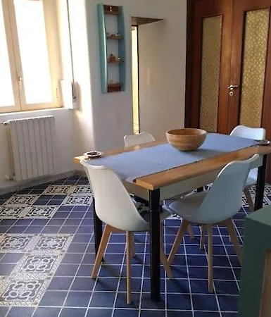 Donnaromita House Hystoric Center Nápoly