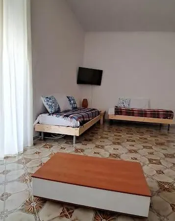 Apartment Donnaromita House Hystoric Center *