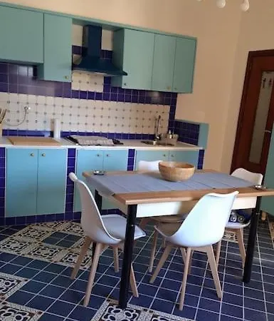 Donnaromita House Hystoric Center Apartment Neapel