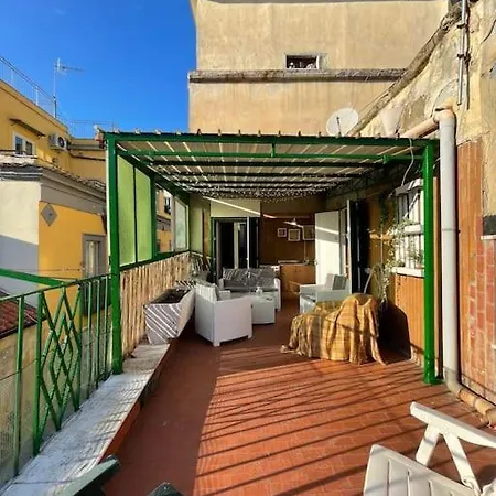 Apartment Donnaromita House Hystoric Center *